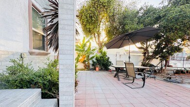 4239 W Broadway in Hawthorne, CA - Building Photo - Building Photo