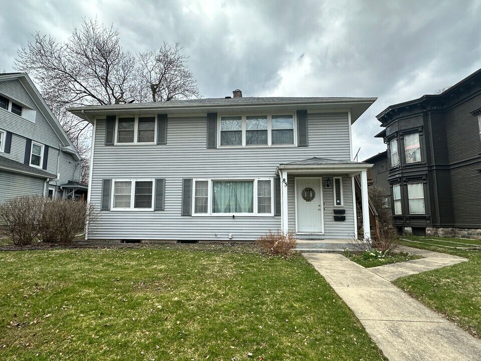 85 Garrison Ave in Battle Creek, MI - Building Photo