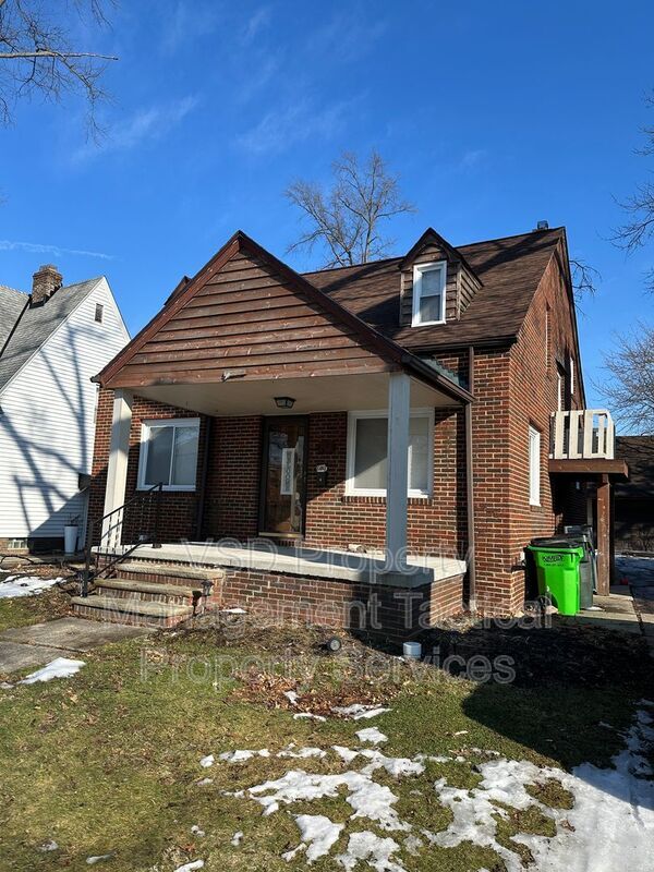 property at 781 E 236th St