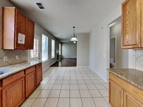 18810 Woodglen Shadows Dr in Humble, TX - Building Photo - Building Photo