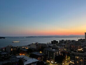 2201 3rd Ave, Unit 1704 in Seattle, WA - Building Photo - Building Photo