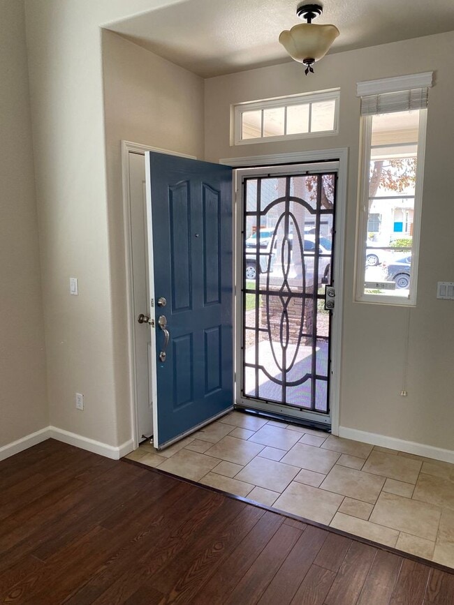 5106 Rowe Dr in Fairfield, CA - Building Photo - Building Photo