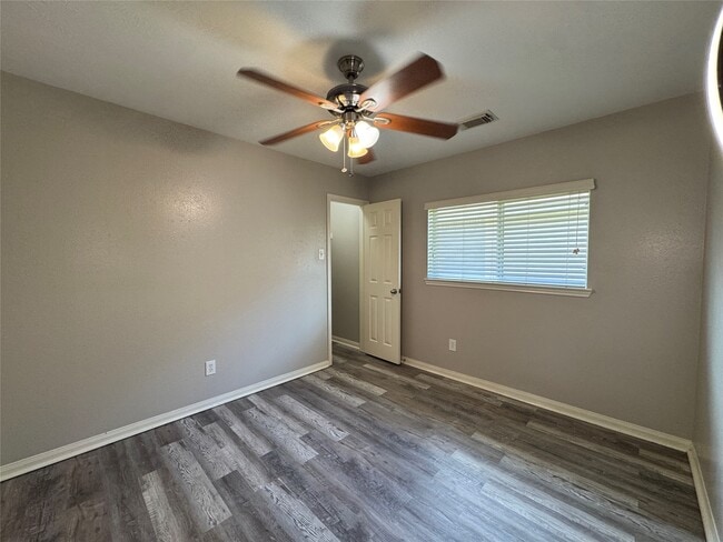 property at 5907 Yaupon Ridge Dr