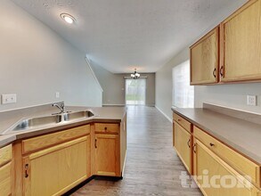 6633 Dunsdin Dr in Plainfield, IN - Foto de edificio - Building Photo