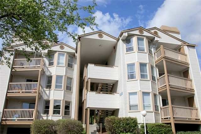 Rivercroft Apartments in Bothell, WA - Building Photo