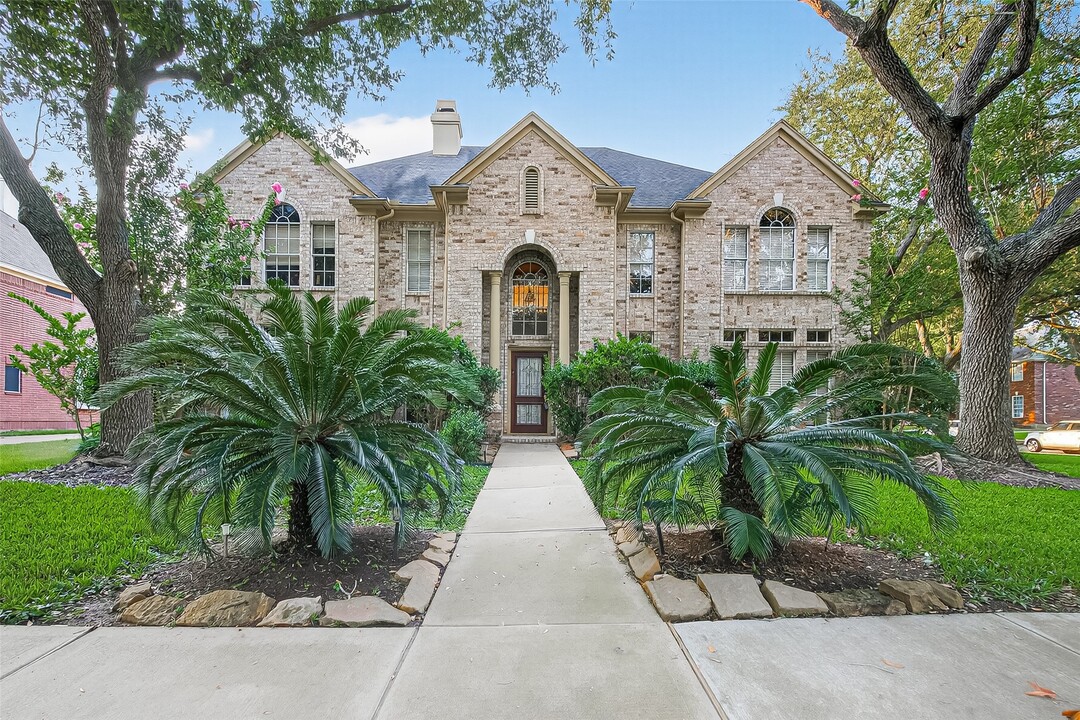 602 Johnson Ln in Sugar Land, TX - Building Photo