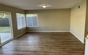2315 S Pleasant Ave in Ontario, CA - Building Photo - Building Photo