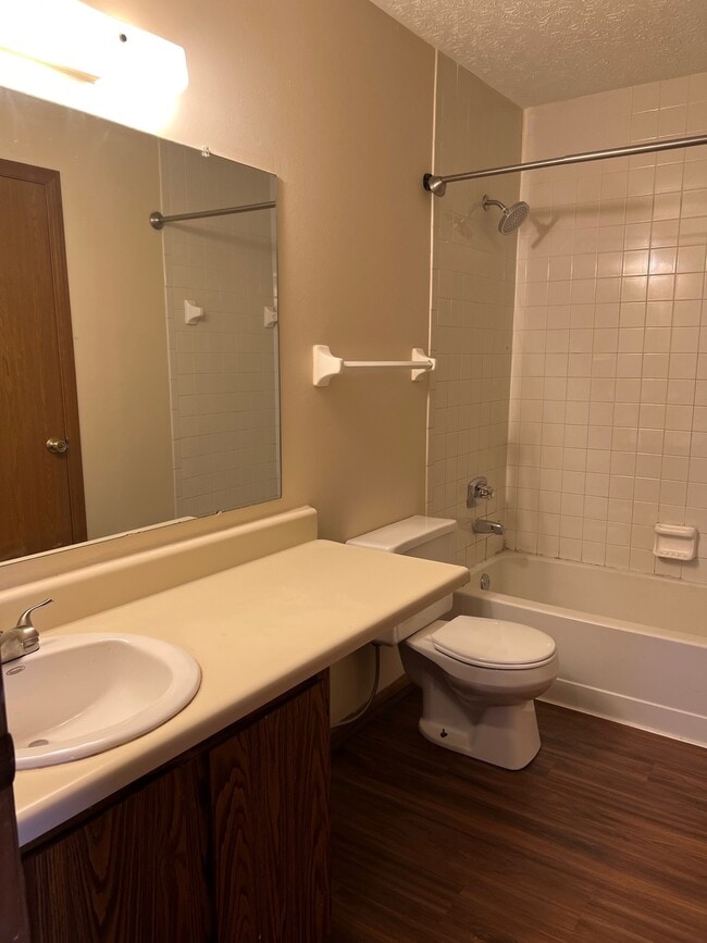 7190 Feather Ct in Reynoldsburg, OH - Building Photo - Building Photo