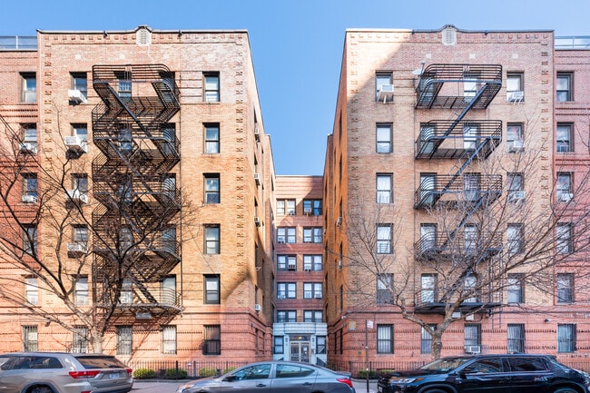 2042 5th Ave in New York, NY - Foto de edificio - Building Photo