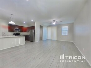 17532 W Monte Lindo Ln in Surprise, AZ - Building Photo - Building Photo