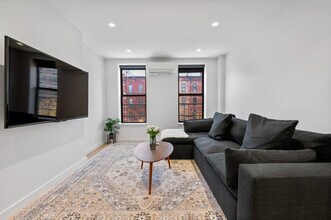 472 Columbus Ave, Unit SI ID1388746P in New York, NY - Foto de edificio - Building Photo