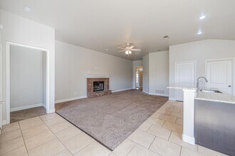 704 E 97th St in Odessa, TX - Building Photo - Building Photo