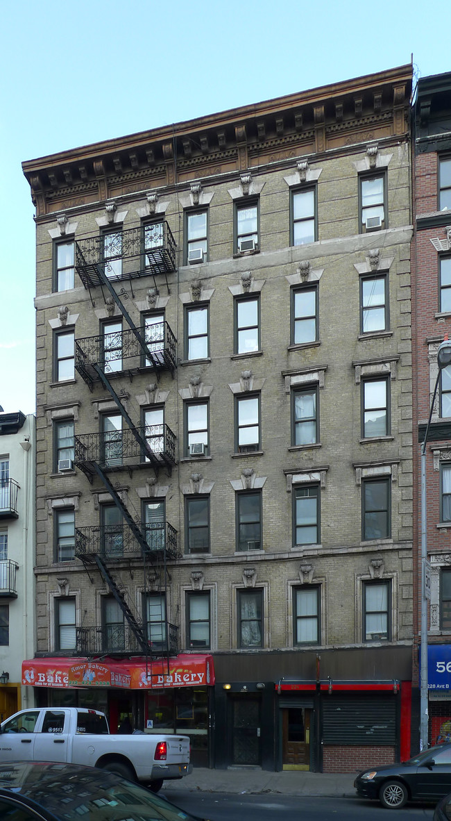 224 Avenue B in New York, NY - Building Photo - Building Photo