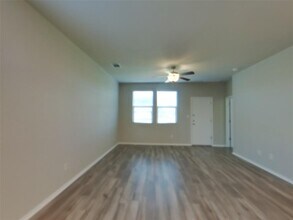 5200 Saddle Clb Dr in Georgetown, TX - Building Photo - Building Photo