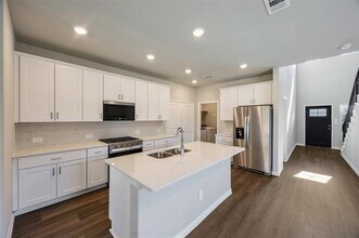 4018 Sandstone Dr in McKinney, TX - Building Photo - Building Photo