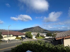 956 Kaluanui Rd in Honolulu, HI - Building Photo - Building Photo