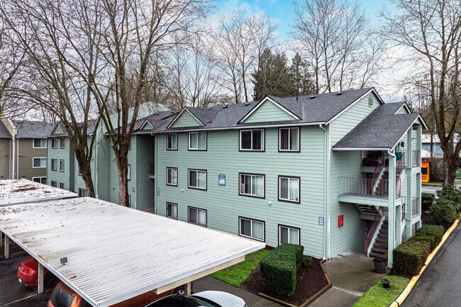 The Gardens Apartments in Auburn, WA - Building Photo - Building Photo