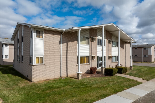 Harrison Street Apartments