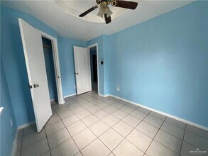 1015 Martinez St in Weslaco, TX - Building Photo - Building Photo
