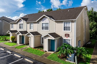 Windsong Club in Naples, FL - Foto de edificio - Building Photo