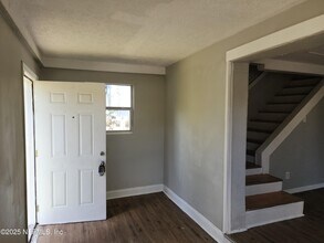 1437 E 24th St in Jacksonville, FL - Building Photo - Building Photo
