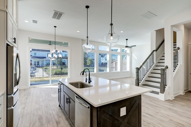 3105 Somerset Levens Ln