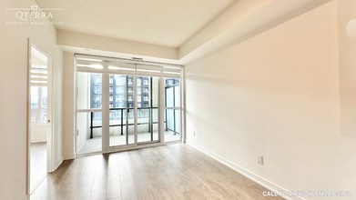 225 Malta Av in Brampton, ON - Building Photo - Building Photo