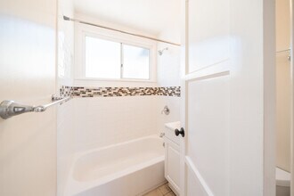 4758 Coronado Ave in San Diego, CA - Building Photo - Building Photo