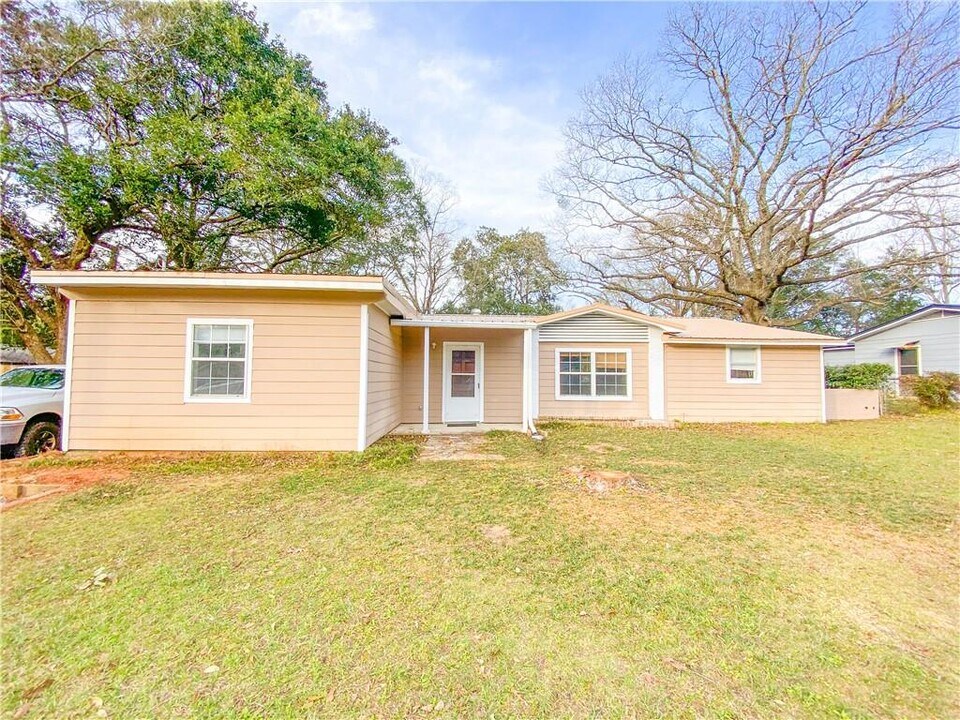 7206 Tangerine Ave in Mobile, AL - Building Photo