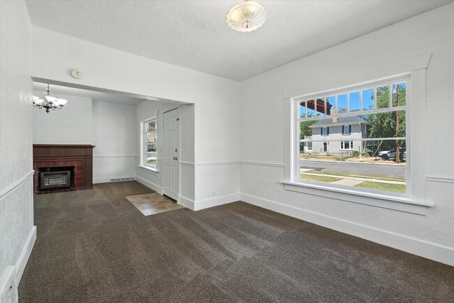 90 W 200 S in Logan, UT - Building Photo - Building Photo