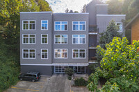 Carlisle Condominiums in Portland, OR - Building Photo - Primary Photo