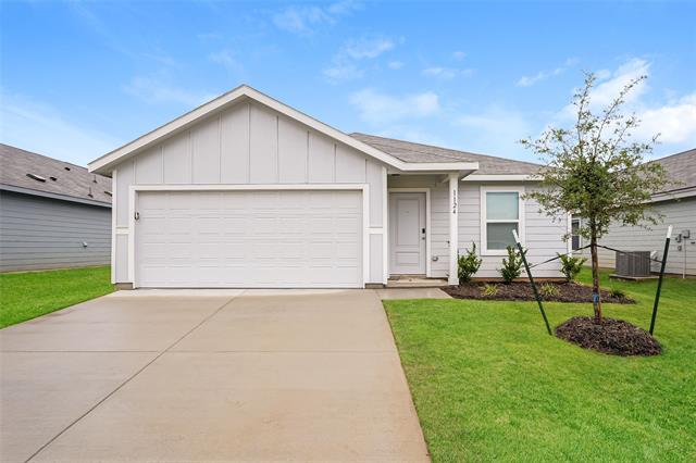 1124 Tufted Dr in Crowley, TX - Foto de edificio