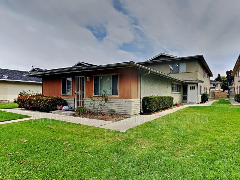 2622 Spinnaker Ave in Port Hueneme, CA - Building Photo
