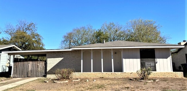property at 814 Richland Dr