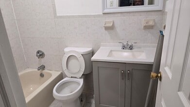 15539 78th St in Queens, NY - Foto de edificio - Building Photo