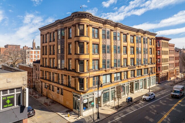 Colonial Block in Springfield, MA - Building Photo - Building Photo