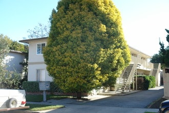 1846 Davis St in San Jose, CA - Building Photo - Building Photo