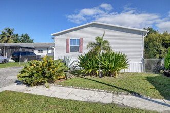 22937 Seaspray Pl in Boca Raton, FL - Foto de edificio - Building Photo