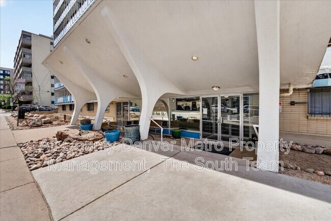 1155 Ash St. in Denver, CO - Building Photo - Building Photo