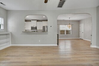 211 Thalia Rd in Virginia Beach, VA - Building Photo - Building Photo