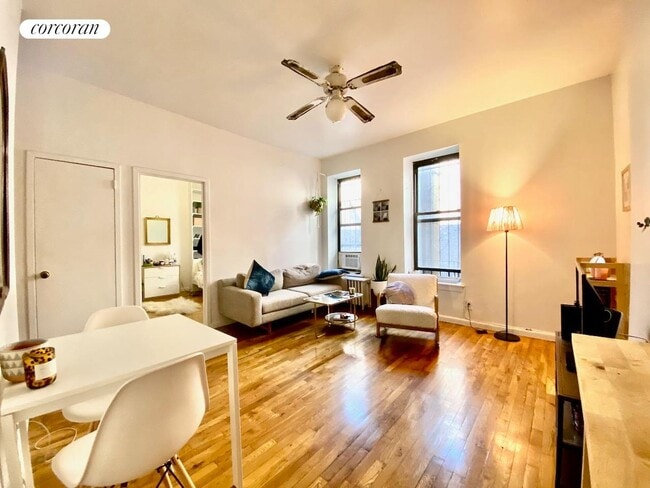 property at 13 W 100th St