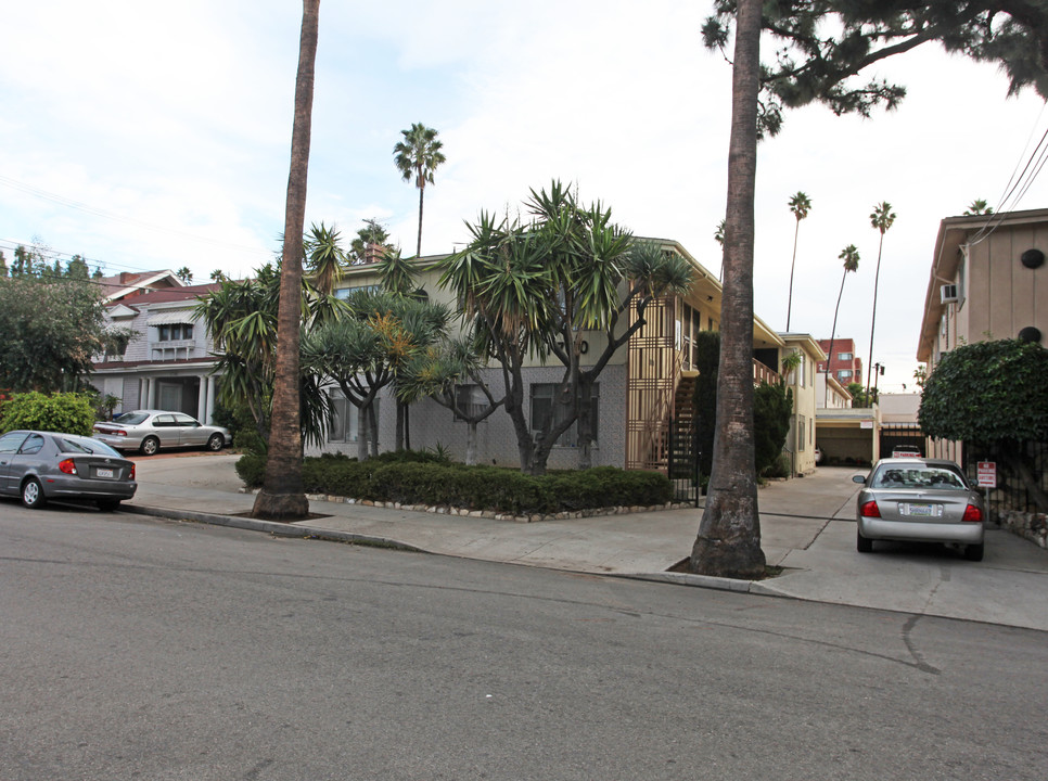 1740 Taft Ave in Los Angeles, CA - Building Photo