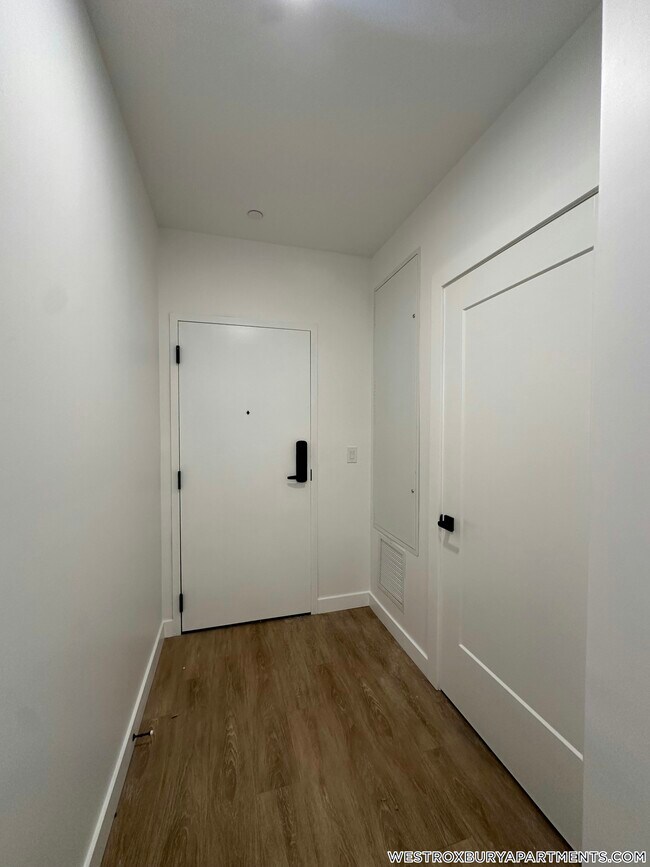 199 Gardner St in Boston, MA - Foto de edificio - Building Photo