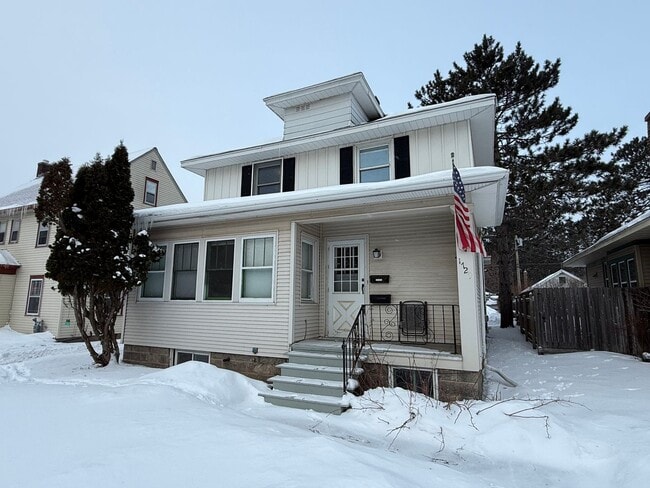 property at 1729 Woodland Ave