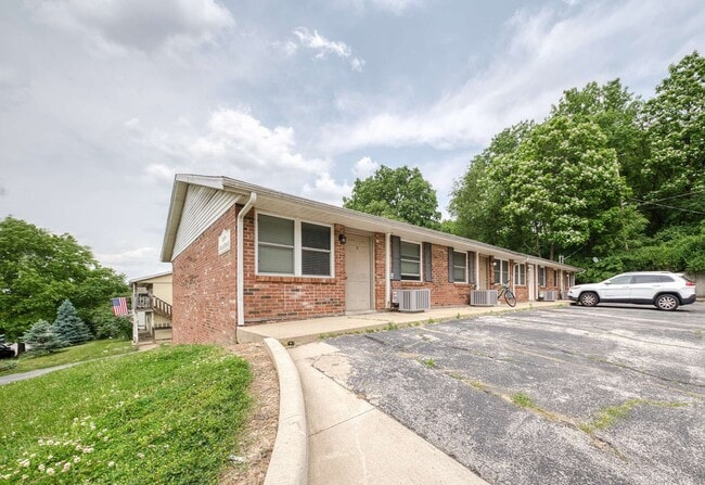 Hillside Apartments in Lafayette, IN - Building Photo - Building Photo