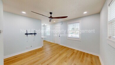 216 9th St S in Jacksonville Beach, FL - Building Photo - Building Photo