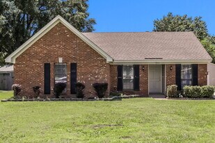 7549 Clarkfield Pl in Southaven, MS - Building Photo