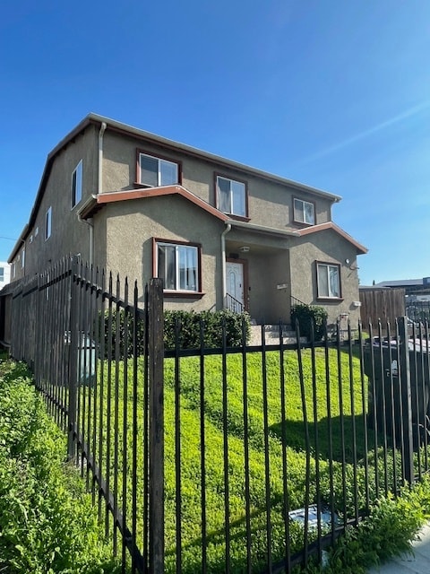 3988 Denker Ave, Unit Denker