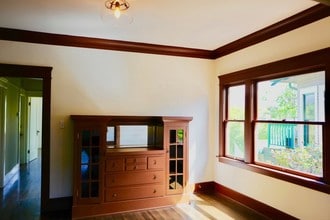 2938 1/2 S La Salle Ave in Los Angeles, CA - Foto de edificio - Building Photo