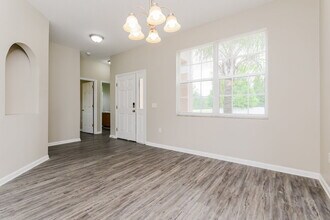 765 Paris Dr in Kissimmee, FL - Building Photo - Building Photo